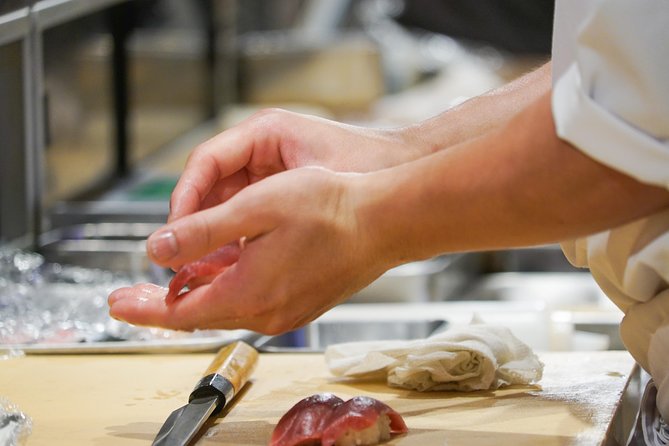 Tokyo Night Foodie Tour in Shinjuku - Seasonal Sushi, Wagyu Beef - Why this Shinjuku food tour works