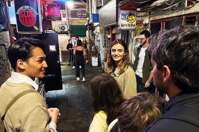 Tokyo: Shinjuku Historical Walking Tour & Secret Backstreets - Key points to know before you book