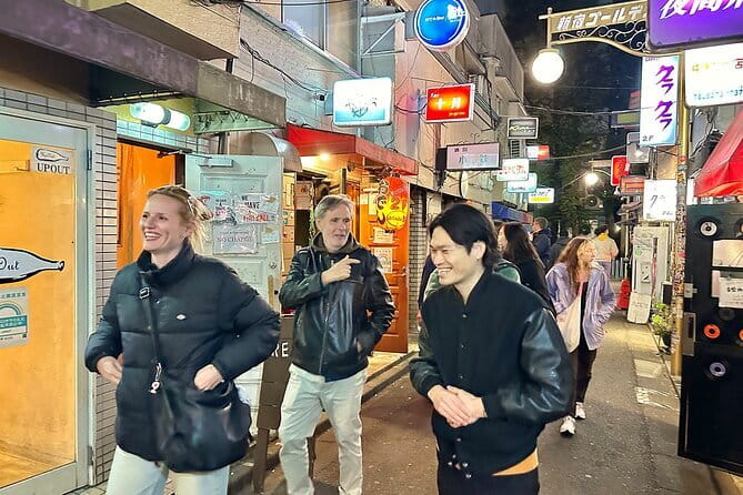 Tokyo: Shinjuku Historical Walking Tour & Secret Backstreets - What the guides add to the route