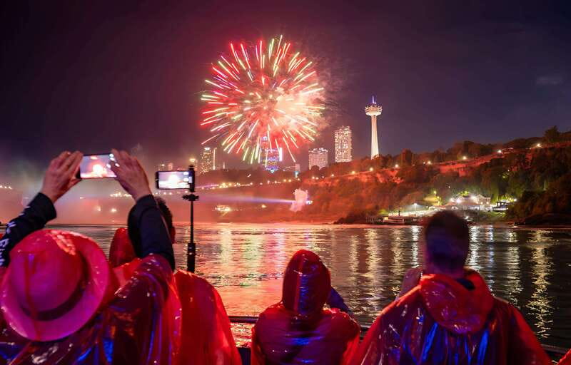 Toronto: Niagara Falls Day & Evening Tour + Top Attractions - Choosing the right pickup point in Toronto