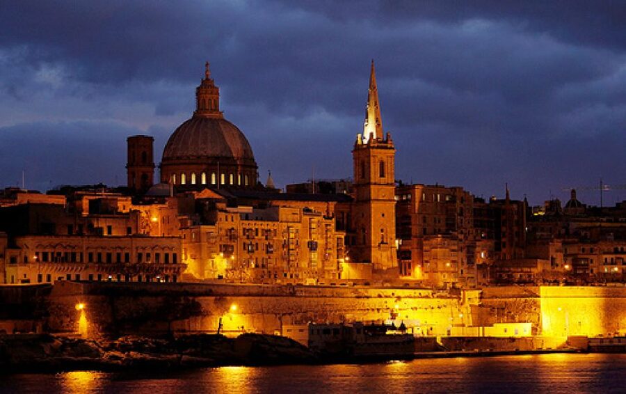 Valletta, Mdina, and Mosta Night Tour with 5D Show - The Malta 5D show and its old-school effects