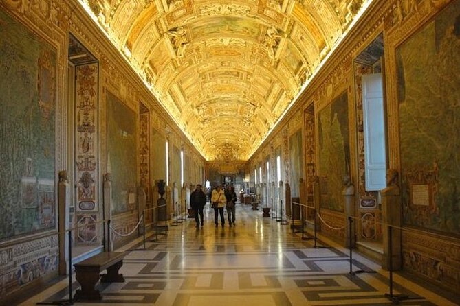 Vatican and Sistine Chapel at Night Private Tour, Top-Rated Guide - What the private format really gives you
