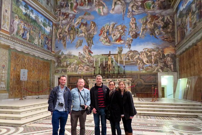 Vatican Evening Tour: the Museums at Their Best I Max 6 People - Raphael Rooms and the Borgia Apartments