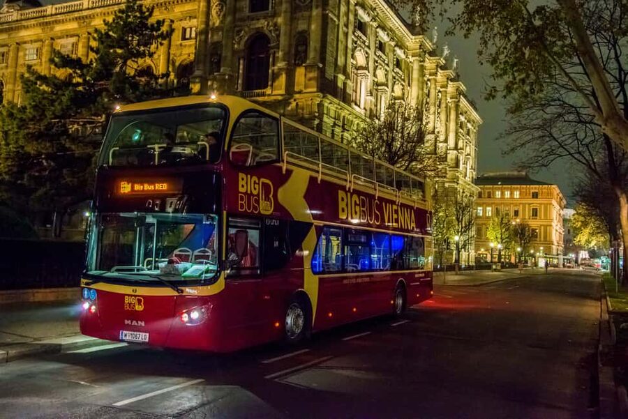 Vienna: Big Bus City Highlights Night Tour with Live Guide - The Danube and canal reflections