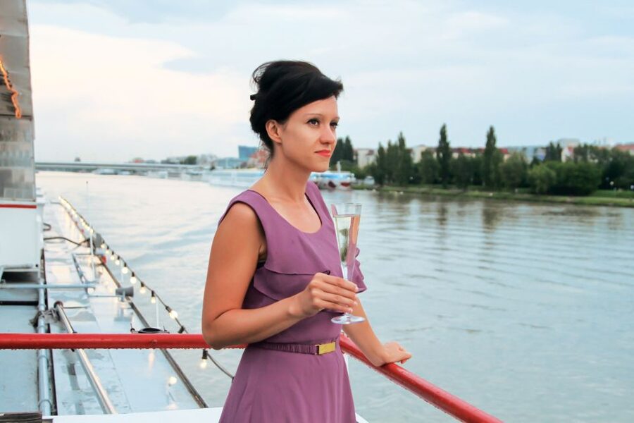 Vienna: Evening Cruise Along The Danube - Timing, tickets, and practical planning