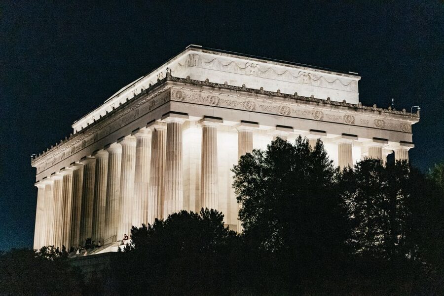 Washington DC: Monuments by Moonlight Nighttime Trolley Tour - The Iwo Jima change and World War II replacement