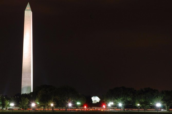 Washington DC Moonlight Tour by Electric Cart - The Lincoln Memorial is the tour’s strongest stop