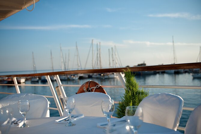Wave Dancer Fireworks Night Cruise - A Fresh Three-Course Buffet Dinner
