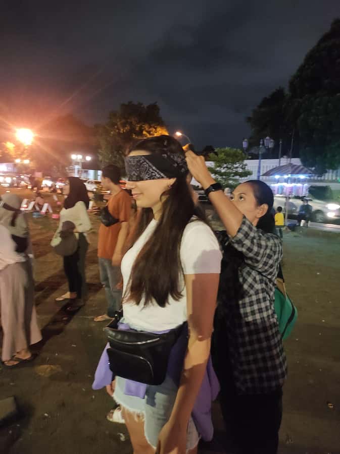 Yogyakarta: Nighttime Walk and Food Tour - A food tour that also explains Yogyakarta