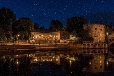 York: Evening Cruise With Strawberries & Cream + Drink