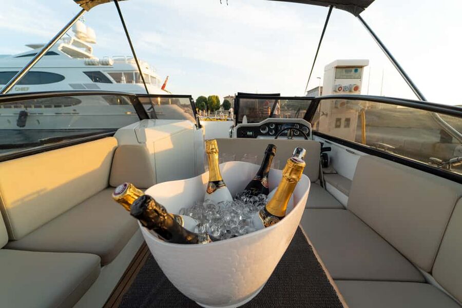 Zadar: Sunset and Night Cruise with Unlimited Sparkling Wine - The sunset stop is the heart of the cruise